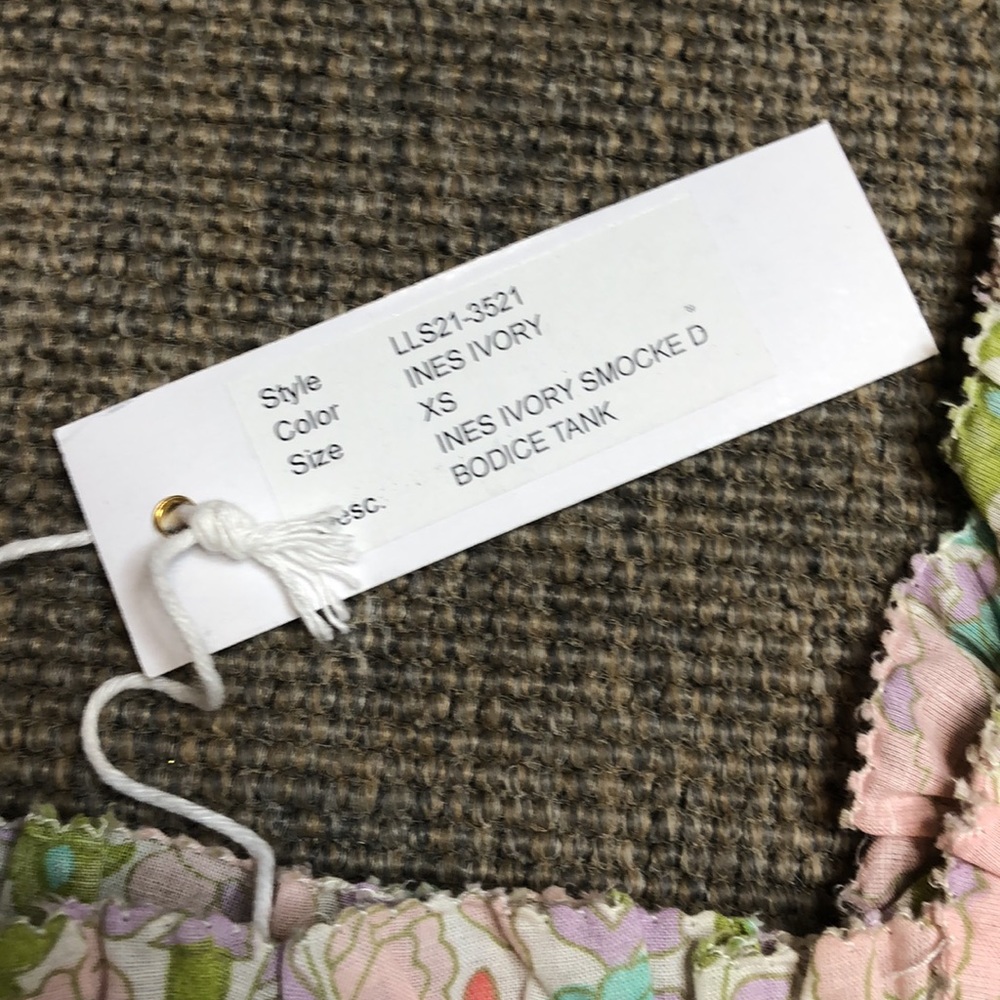 NWT Love the Label Ines Ivory Smocked Bodice Tank size Xs - Picture 7 of 8